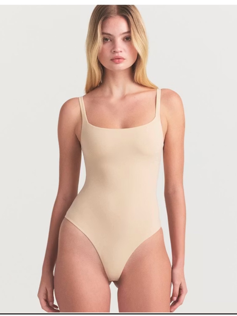 SKIMS FITS EVERYBODY SQUARE NECK BODYSUIT SAND